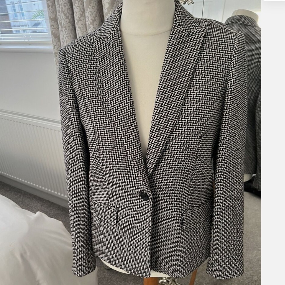 Black and white Tailored Blazer - Picture 5 of 11